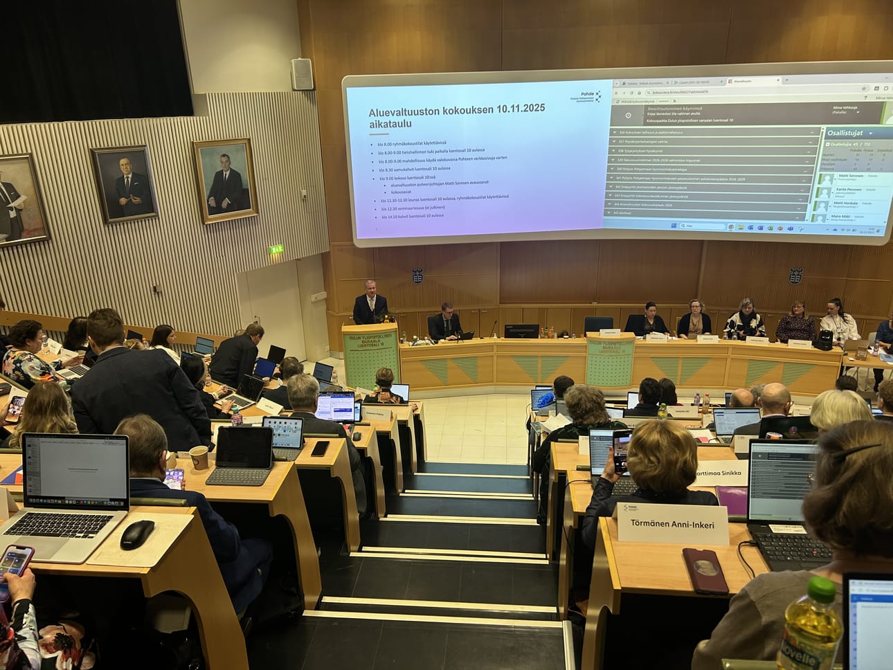 Pohjois-Pohjanmaan hyvinvointialueen aluevaltuusto hyväksyi lainsäädännöstä poikkeavan talousarvion valmisteluohjeistuksen. Ohjeistuksella ennakoidaan kevääksi luvattua lakimuutosta, joka voi antaa lisävuosia alijäämien kattamiseen.