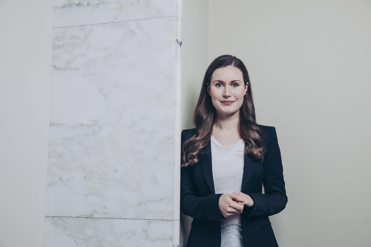 Liikenne- ja viestintäministeri Sanna Marin (sd.) kertoi kevytautolakien lykkääntymisestä perjantaina.