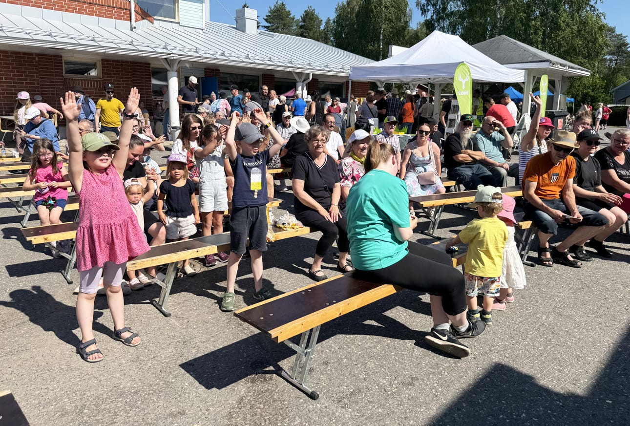 Rantsila-päiväviikon päätapahtuma on tänäkin vuonna lauantain toritapahtuma. Uutta päivän ohjelmassa on Salen parkkipaikalla järjestettävä harrasteajoneuvojen näyttely.