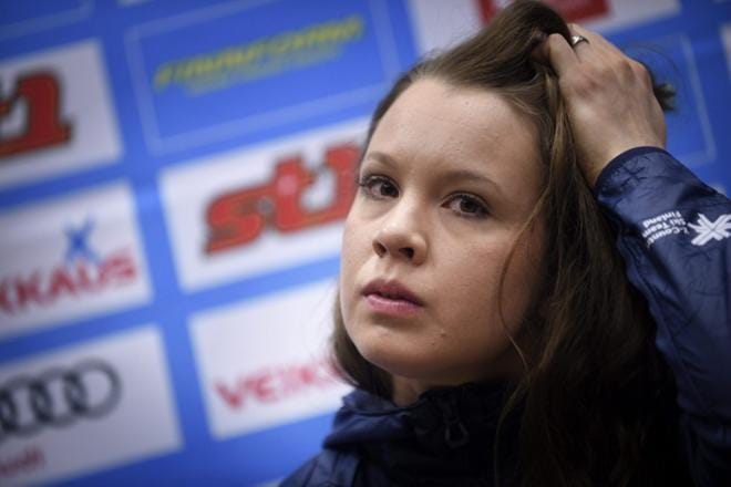 Kerttu Niskanen hiihtää lauantaina 30 vapaan yhteislähtökilpailussa Lahdessa. KUVA: LEHTIKUVA / MARTTI KAINULAINEN