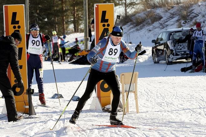 Kymmenen arvokisamitalia urallaan voittanut Heikki Ikola kilpaili Kauhajoella M70-sarjassa toiseksi. Kuva Heikki Hakanen