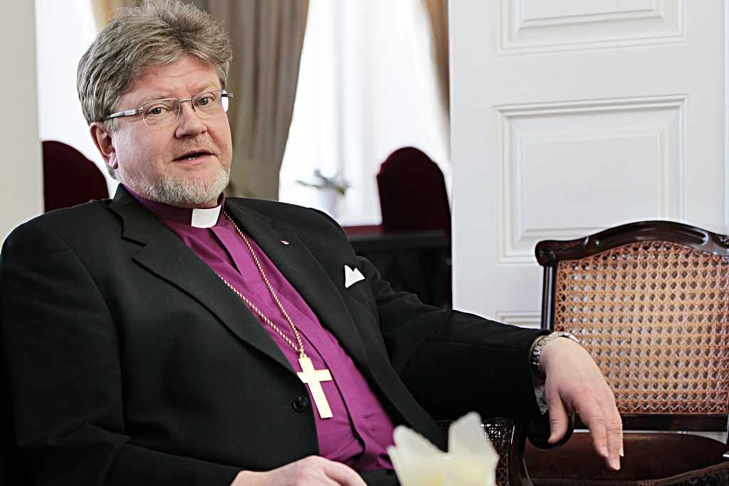 Samuel Salmi puhui lauantain Saamelaiset kirkossa -seminaarissa Inarissa.