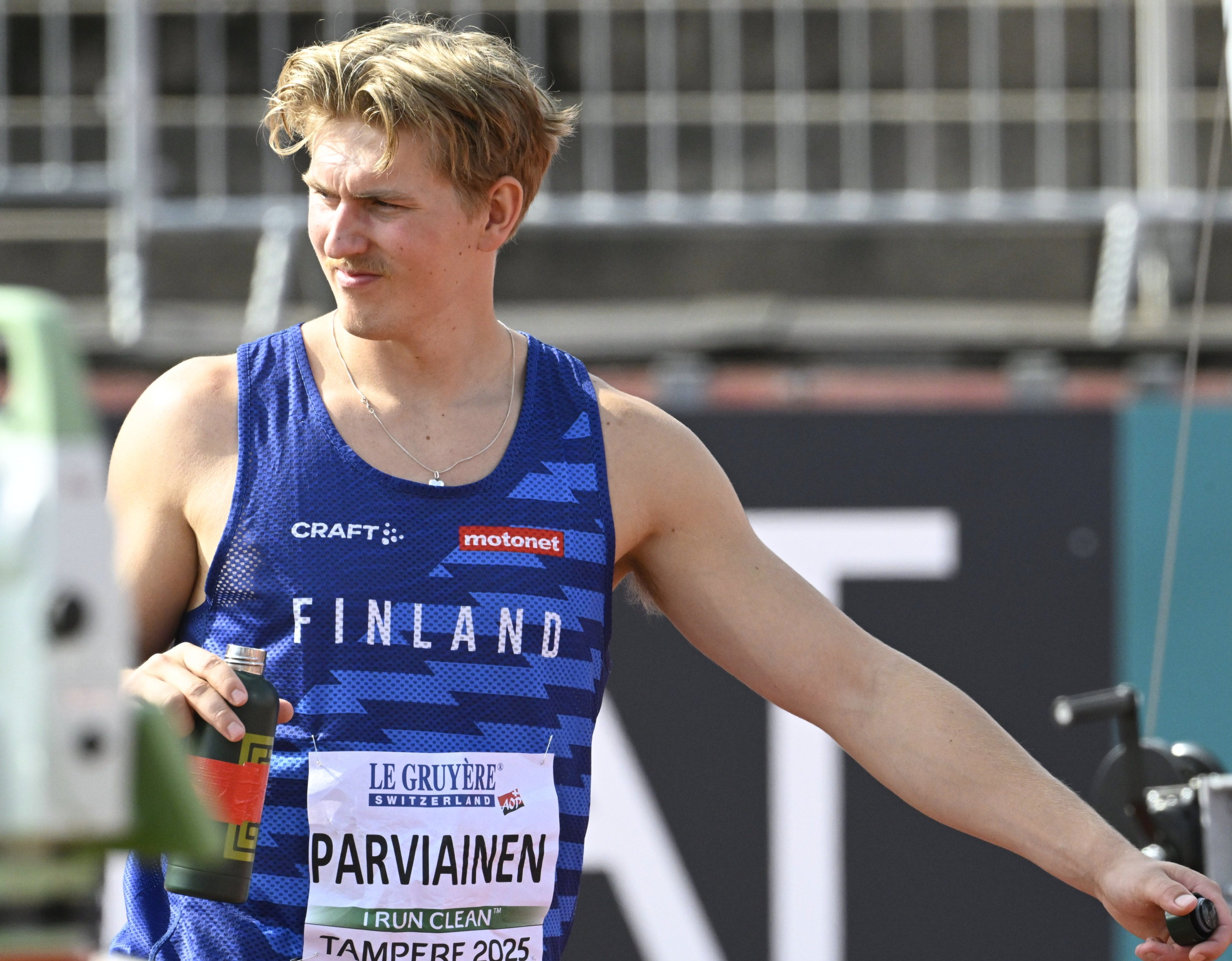 Topi Parviainen selvitti tiensä EM-finaaliin verryttelyhousut jalassa: "Kertoohan se jotain"