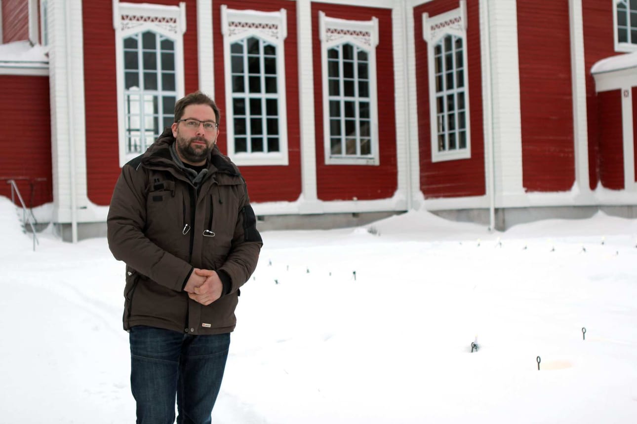 –Omaisille on varmasti ollut tärkeää, että kaatuneet on pystytty tuomaan kotipitäjän kirkkomultiin, pohtii kunniavartioon osallistuva Eero Ylimartimo.
