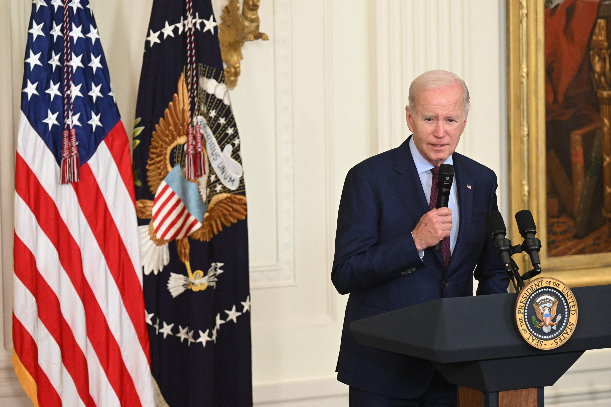 Yhdysvaltain presidentti Biden luottaa sovun syntymiseen velkakaton nostamista koskevassa kiistassa