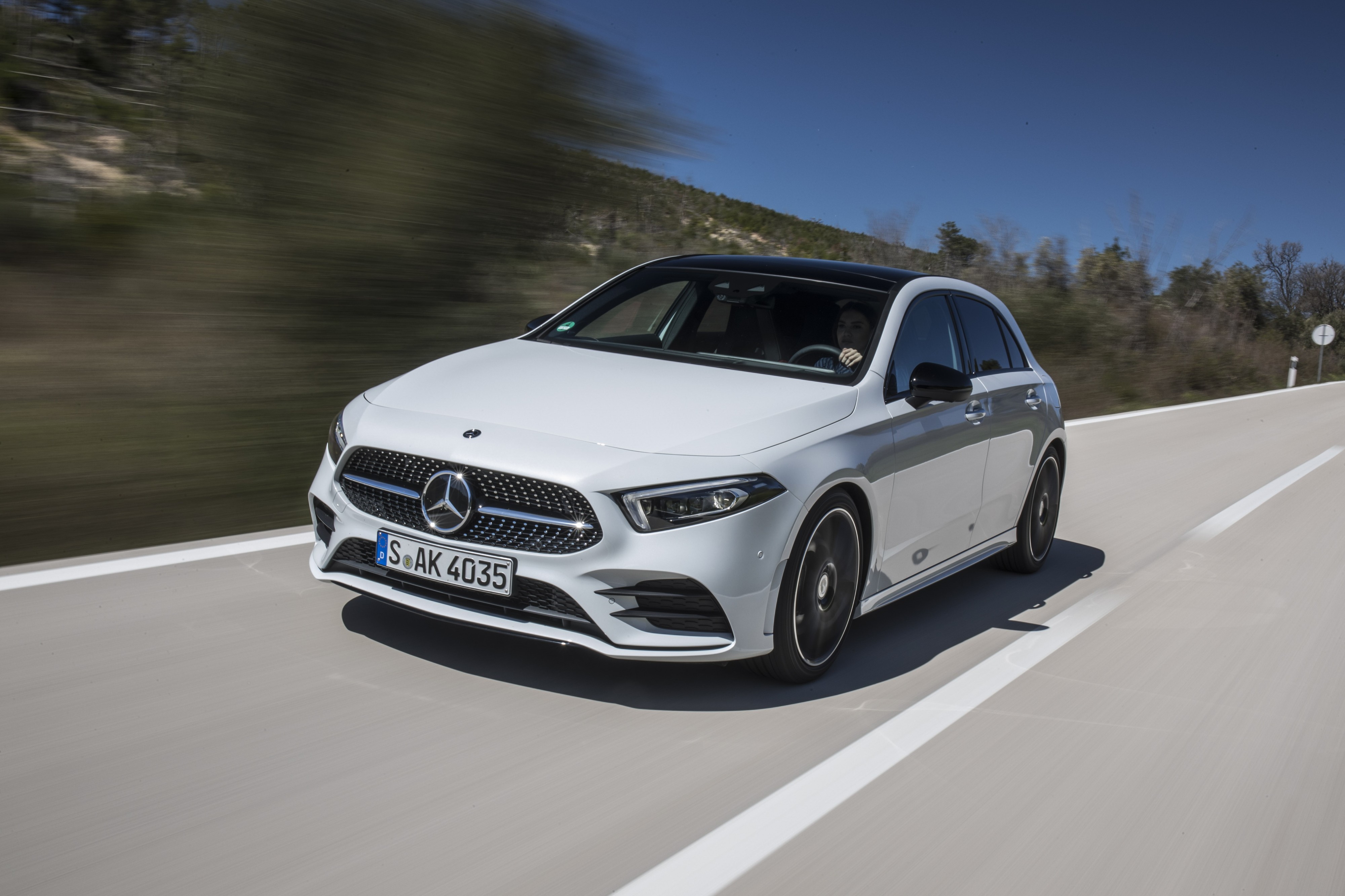 Vihreiden esiinmarssi on ollut merkittävää, sillä juuri Baden-Württembergissä toimii esimerkiksi Mercedes-Benz. Kuvituskuva.