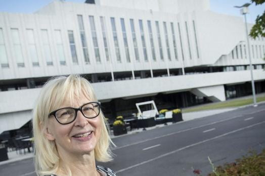 Finlandia-talo keräsi kansainväliseltä lehdistöltä kiitoksia Trump-Putin -tapaamisen mediakeskuksena. Anja Laisi työskentelee Suomen EU-puheenjohtajavuoden sihteeristön päällikkönä. KUVA: Mauri Ratilainen