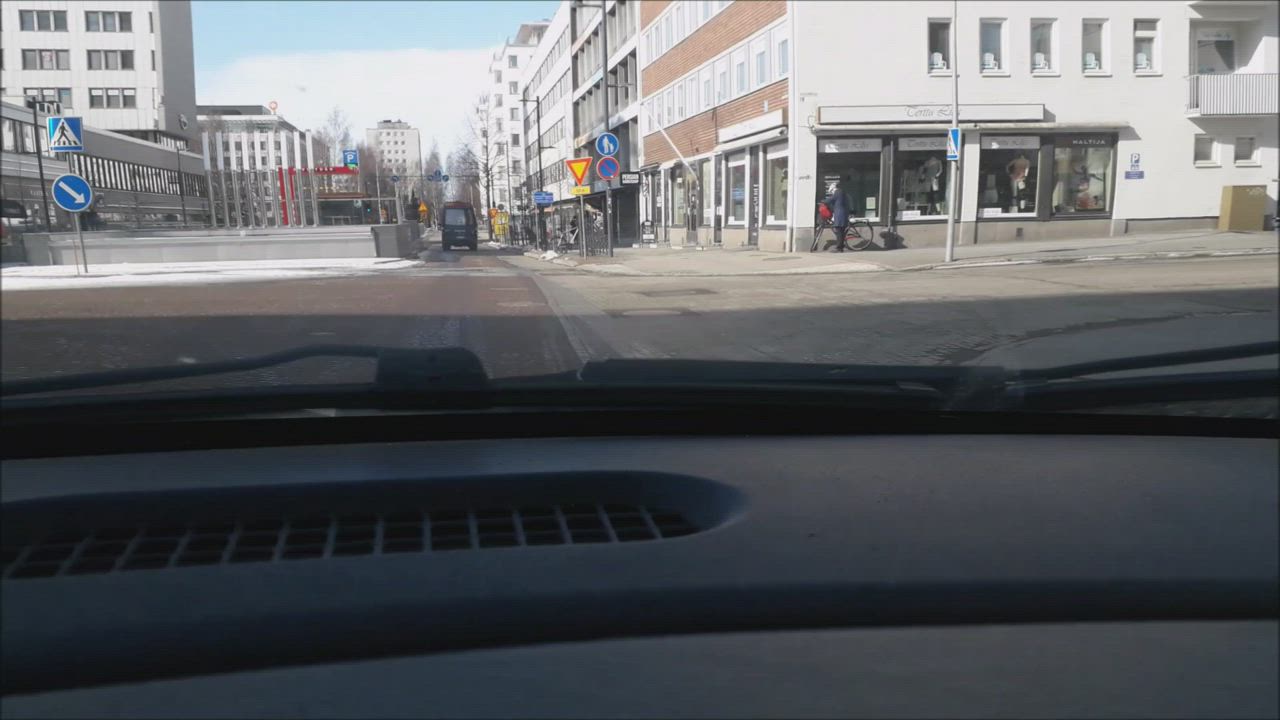 Koronaepidemia hiljensi Oulun kadut