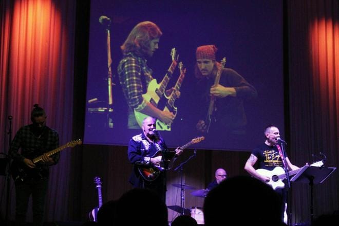 Viisimiehinen tribuuttiorkesteri tulkitsee Eagles-ikivihreitä Ritzissä 23. marraskuuta. Yli kaksituntisessa konsertissa kuullaan kaksikymmentä kappaletta.