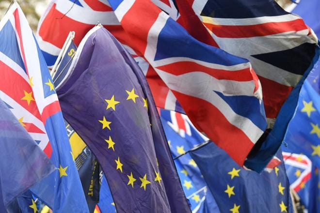 Britannian ja EU:n suhde on ollut jo pitkään vaikea. Asiantuntijan mukaan syitä on monia, mutta maan halu pysyä tiiviin integraation ulkopuolella on ollut selvää.