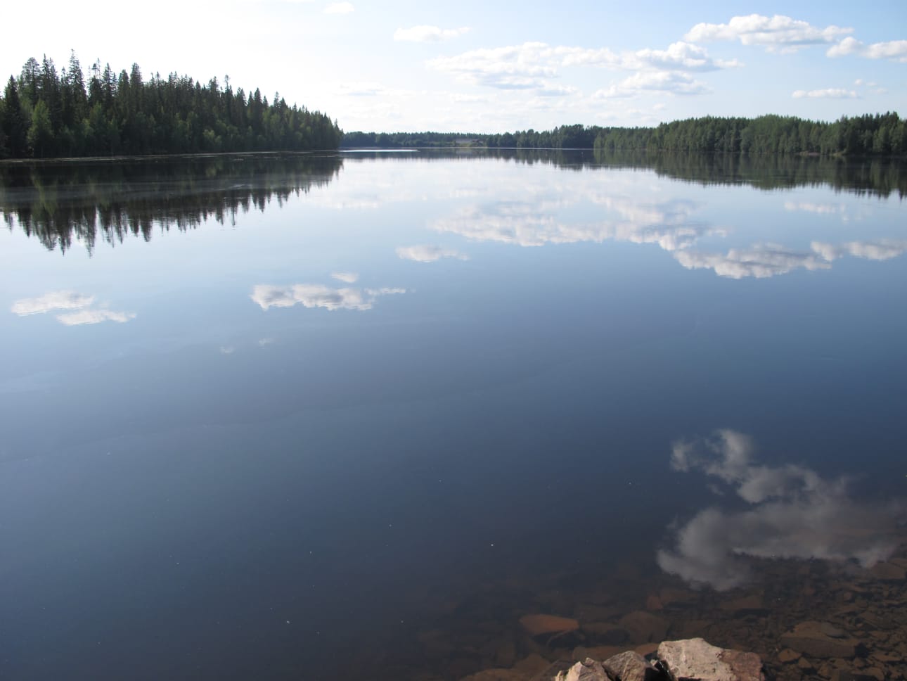 Kovien sateiden takia Oulujoen vesistön juoksutukset on pidetty suurina.