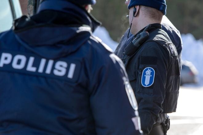 Poliisi jatkaa kadonneen henkilön etsintää Maalahden saaristossa. KUVITUSKUVA: PAULA KASKIMAA