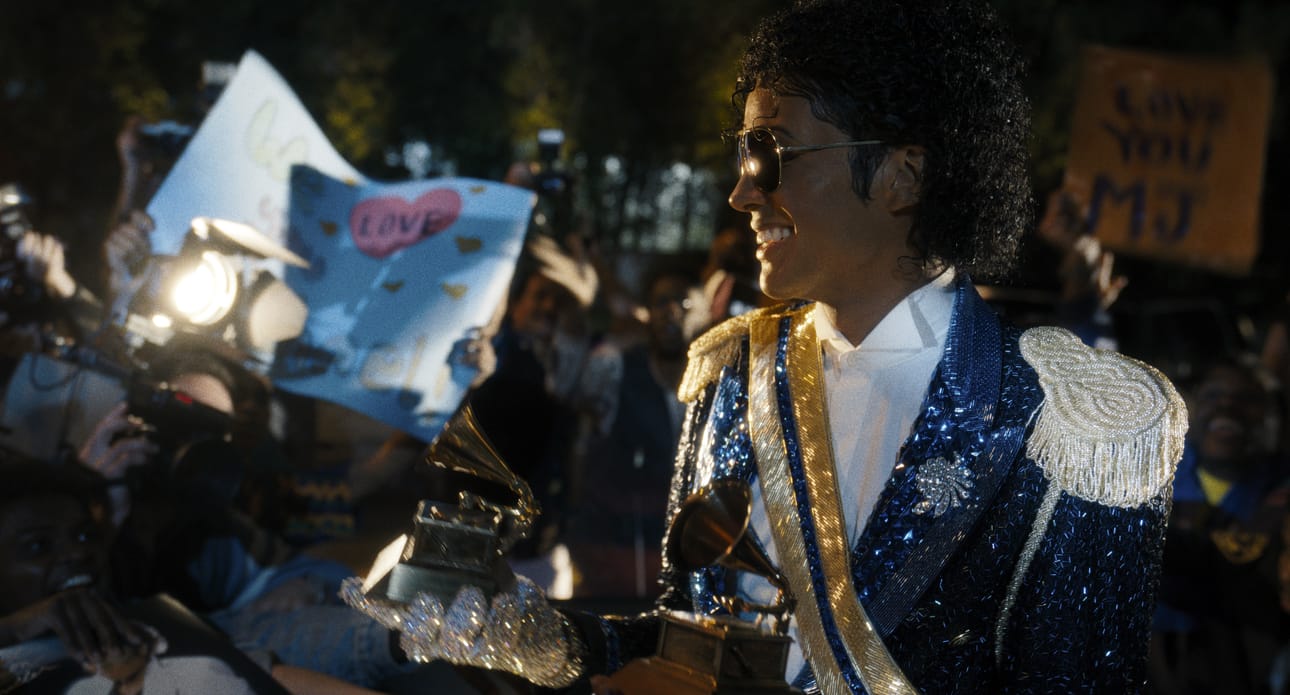 Michaelin Jermaine-veljen poika Jaafar Jackson onnistuu Michael-elokuvan pääosassa. Kokonaisuus on valitettavasti uskomattoman siloiteltu.