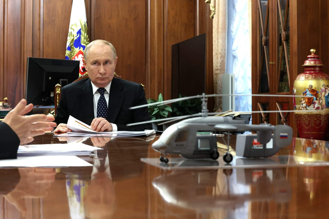 Presidentti Vladimir Putinin asetus julkaistiin Venäjän virallisten asiakirjojen verkkoalustalla. Kuva on venäläisen valtiollisen median Sputnikin välittämä. LEHTIKUVA / AFP