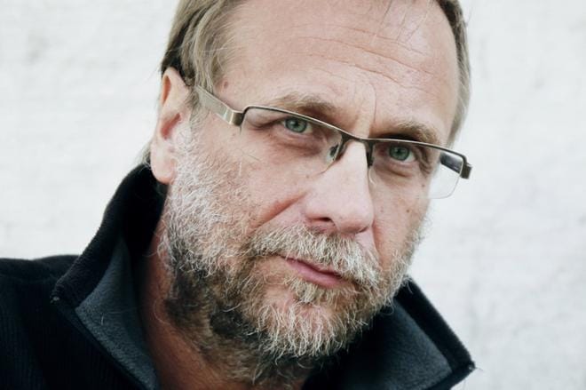 Risto Isomäki tunnetaan tieteisfiktiostaan.