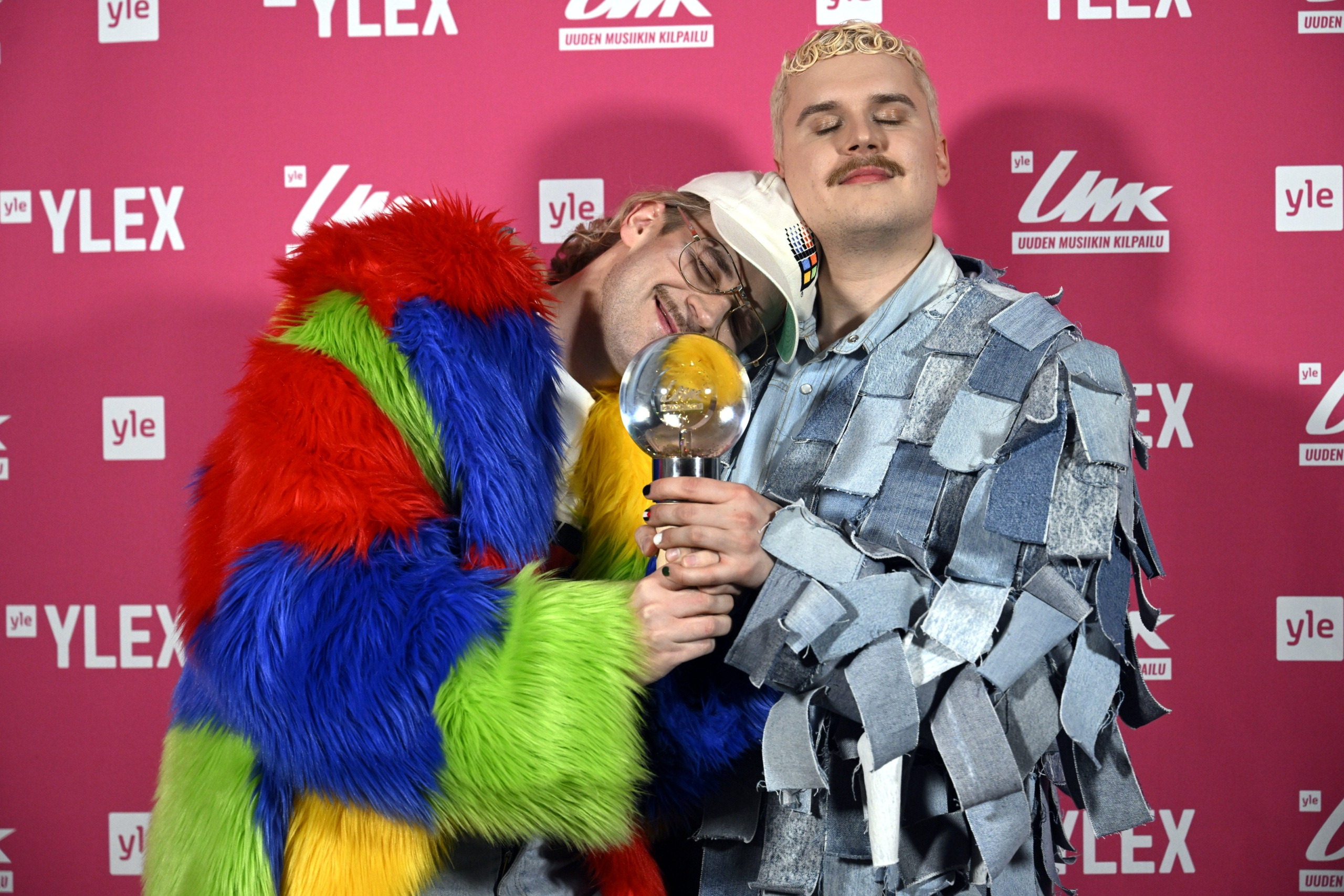 UMK-voittajia Teemu Keisteriä ja Henri Piispasta yhdistää herkkyys ja Espoo – "Aika nopeasti alettiin puhua tunteista"