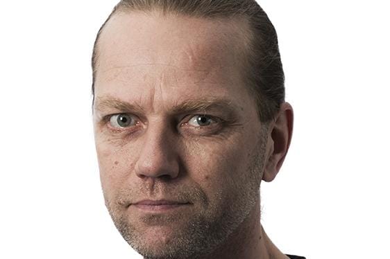 Pohjalaisen toimittaja Petri Heikkinen. Kolumnikuva