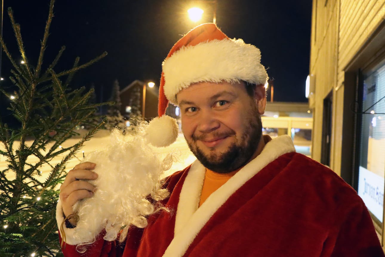 Jouko Sjöblom oli Jurvan Sanomien tämän vuoden pukki.