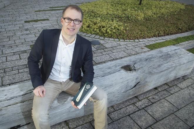 Lännen Median toimittajalle Lauri Nurmelle myönnettiin vuoden 2017 Suomen Kuvalehden journalistipalkinto. Alan suurinta palkintoa on jaettu vuodesta 1975 lähtien. KUVA: Mauri Ratilainen