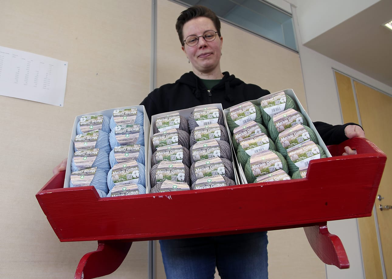 Neuletohtori Anu Tuomikosken yrityksellä on toimipaikka Oulaisten Yritystalolla.