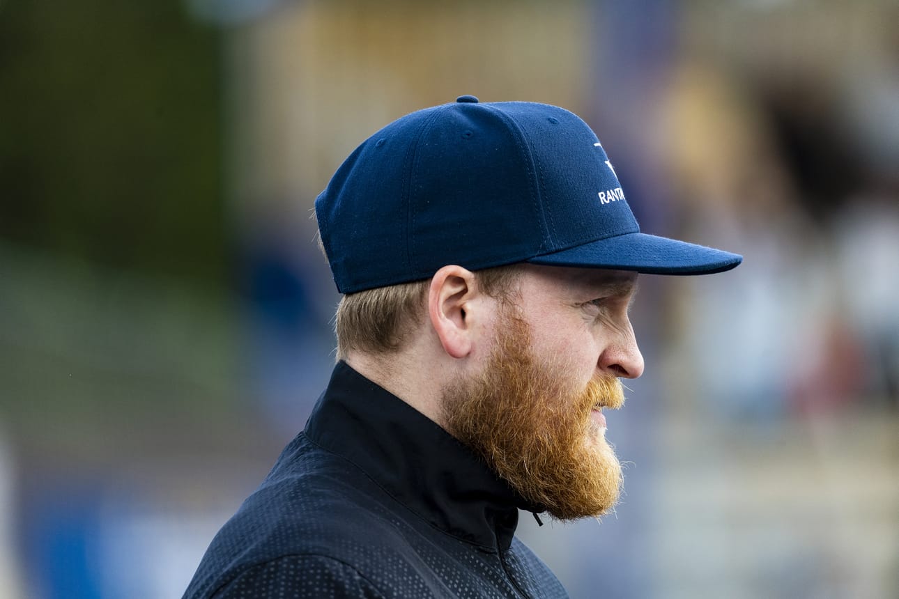 Tiistaina uransa 600. lyödyn juoksun Superpesiksen runkosarjassa sivaltanut Matti Korhonen oli vireessä myös Joensuussa.