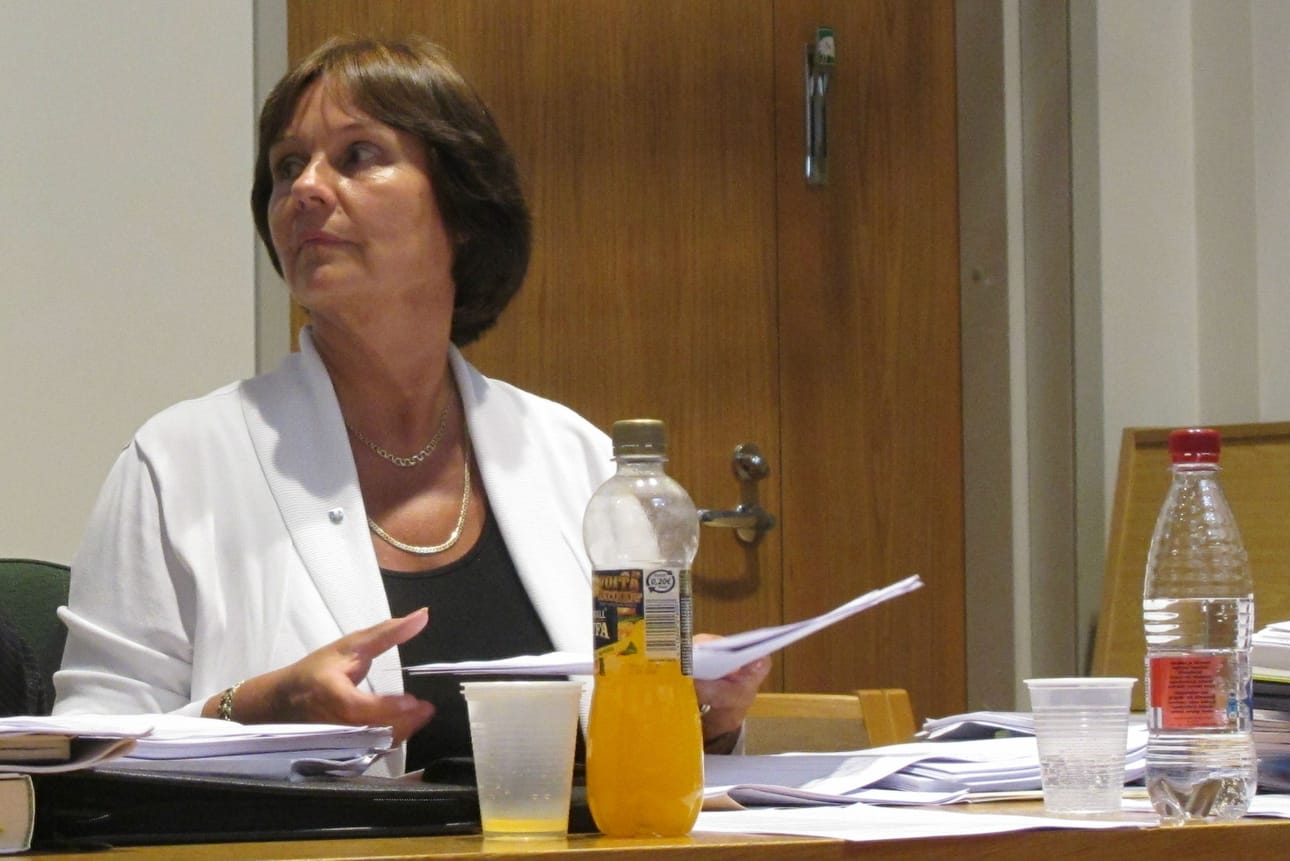 Tita Rinnevaara on hallinto-oikeuden päätöksellä oikeutettu palaamaan Pyhäjärven kaupunginjohtajan tehtävään.