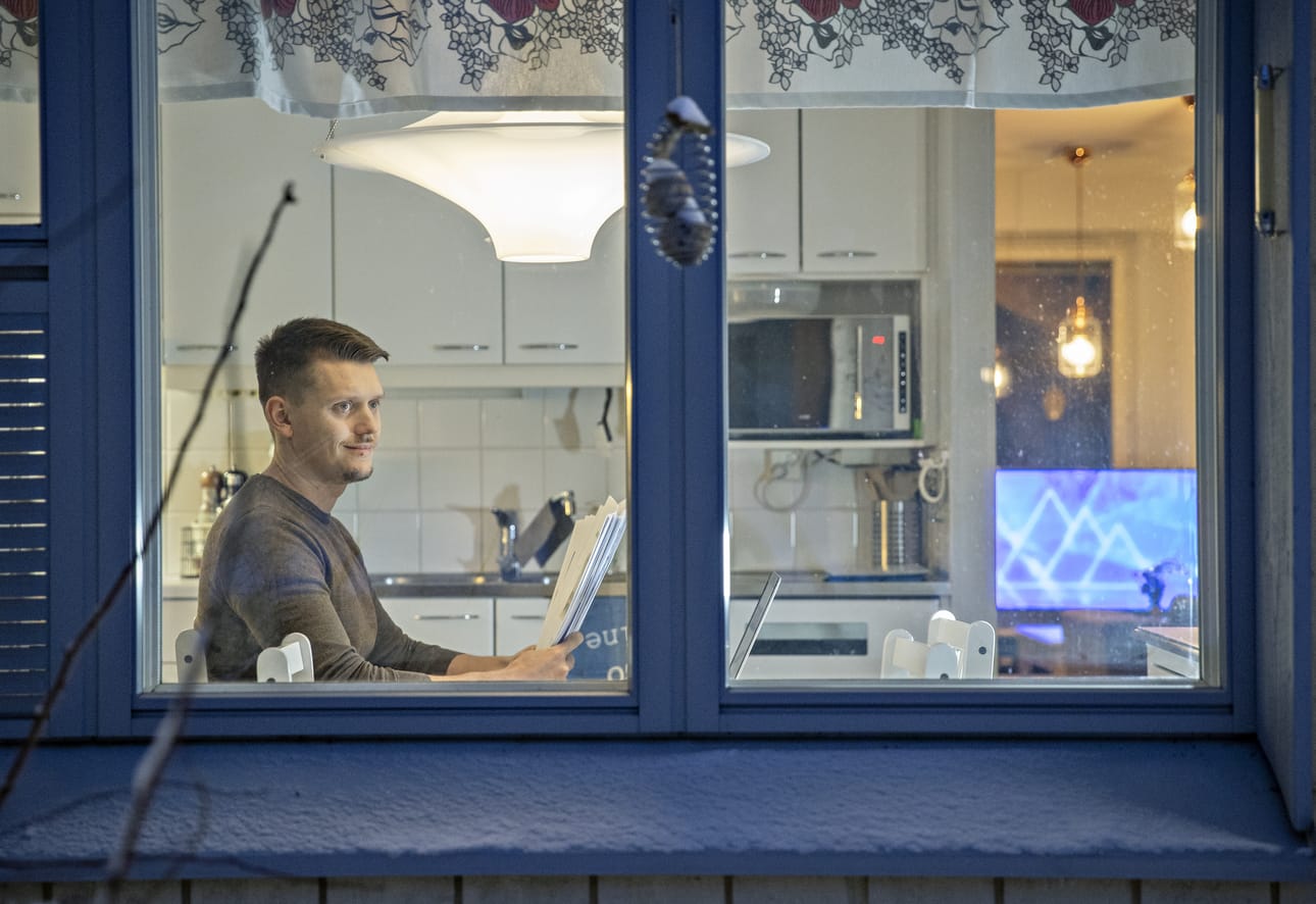 Miikka Keski-Säntti aloitti ASP-säästämisen, kun opinnot olivat loppusuoralla. Kesän kynnyksellä hän muuttaa puolison kanssa omaan kotiin.