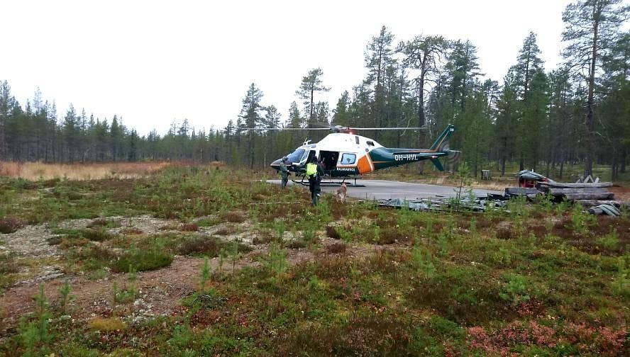 Rajavartiolaitoksen helikopteri osallistui etsintöihin Kemihaarassa tällä viikolla.