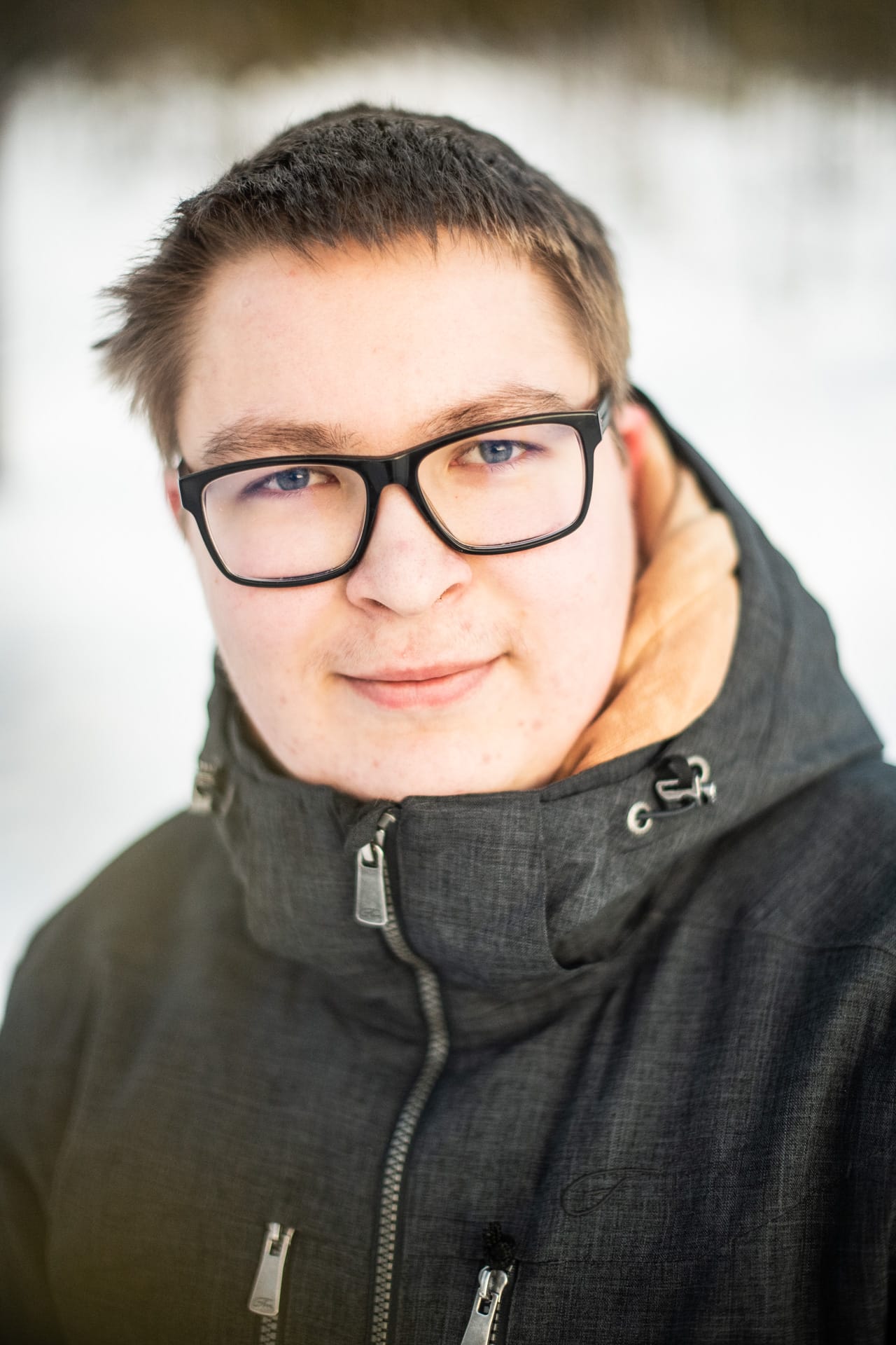 – Meillä on täällä mukava pieni porukka ja vietämme aikaa yhdessä, vaikka kaikilla on omat tehtävänsä, Ville Lämsä kertoo.
