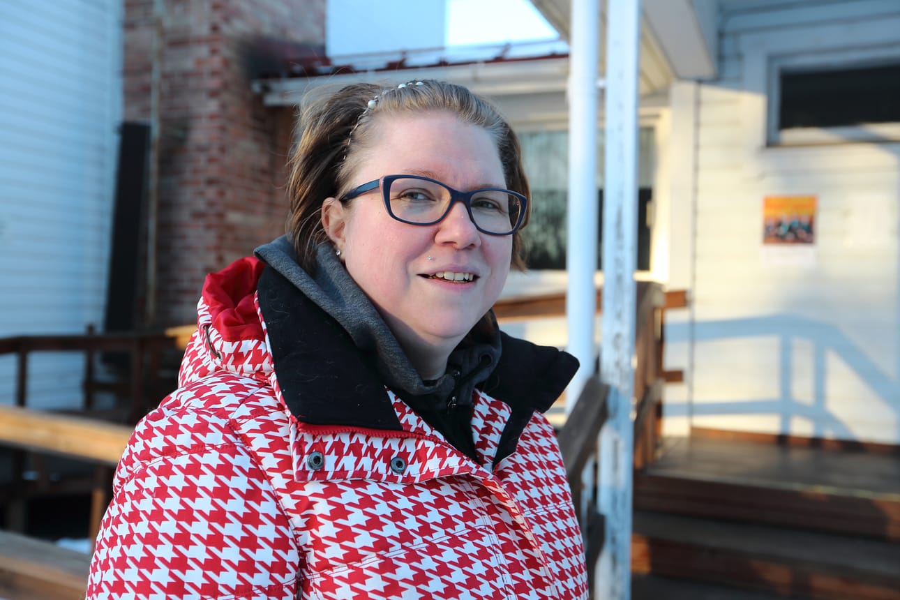 Susanna Hanhela toimii Paavolan Nuorisoseuran puheenjohtajana.