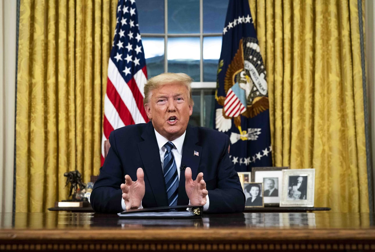 Yhdysvaltojen presidentti Donald Trump ilmoitti keskiviikkona Yhdysvaltojen aikaa asettavansa matkustuskiellon Euroopan ja Yhdysvaltojen välille.