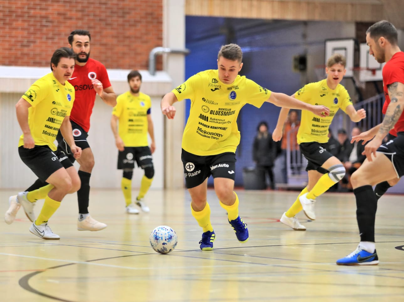 AS Moon pelasi lauantaina voitokkaasti Vaasassa kaataen FC Kiiston. Raahelaisten tehokkain maalintekijä oli jälleen Teemu Aittola kahdella osumalla.