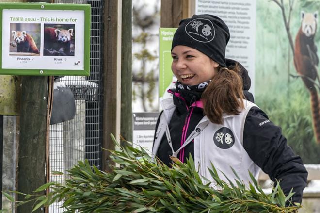 Verkoston ansiosta yhteistyömme muiden ympäristökasvattajien kanssa kasvaa, iloitsee Ähtäri Zoon ympäristökasvattaja Sanna Palvanen.