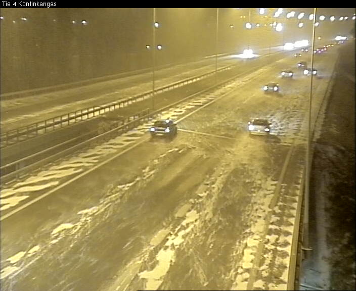 Pohjantie puoli kahdeksan aikaan perjantaiaamuna.