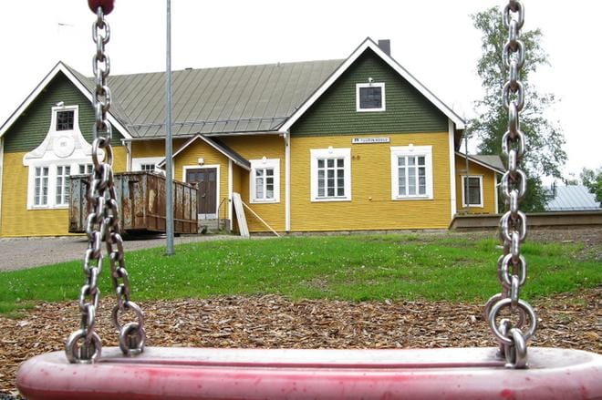 Tuurin koululla on tarvetta opetuksen lisätiloille. Kuva: Reijo Heikkilä