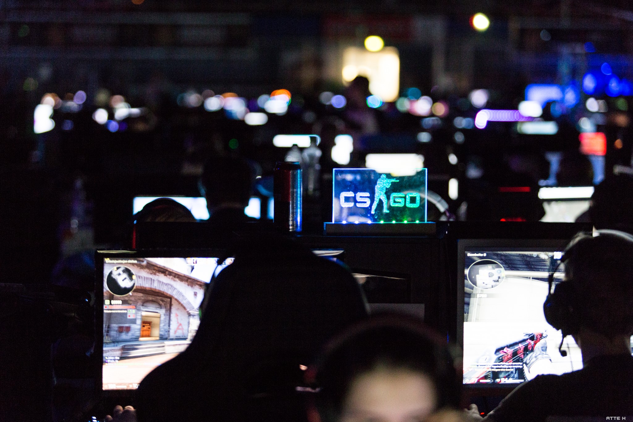Esports huumaa: Oulun Vectoraman konepaikat myytiin ennätysnopeasti – suomalaisjoukkue iski välieriin kansainvälisessä suurturnauksessa