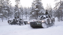 Ruotsalaiset rynnäkköpanssarit Rovajärvellä