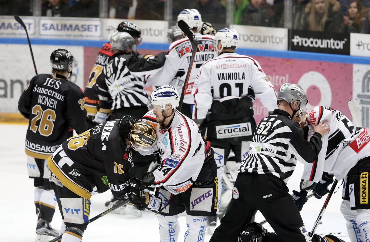 TPS voitti perjantaina Raksilassa, Kärpät tänään Turussa. Kuva perjantain ottelusta.