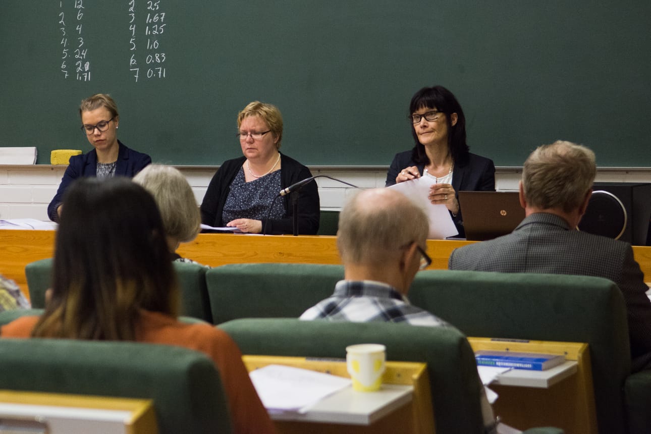 Heli Knutars, Marjo Hautala ja Eija Ahola.