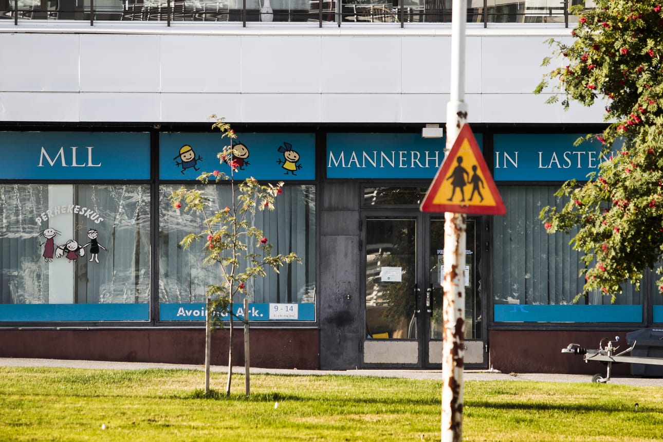 Kuvassa MLL:n toimisto Rovaniemellä. Rovaniemellä järjestetään muun muassa perhekahviloita, iltaperhekahviloita ja liikuntasalivuoroja.