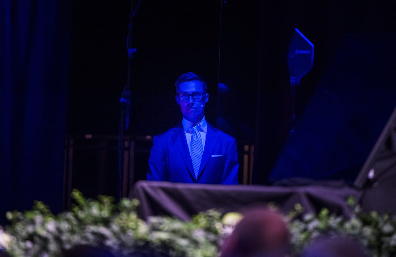 Istuva puheenjohtaja Alexander Stubb oli vähäsanainen ennen toista äänestyskierrosta.