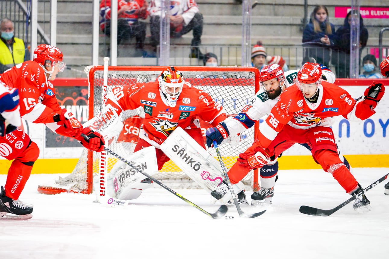 Lassi Vanhatalo, Rasmus Reijola, Otto Paajanen ja Juho Tommila ottivat yhteen tiukassa ottelussa.