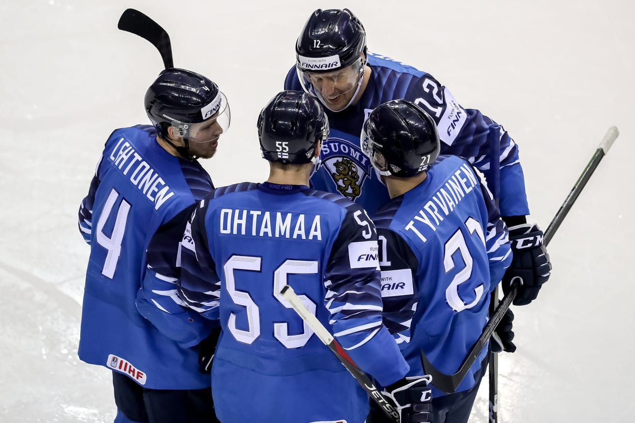 Leijonat pelasivat vahvan toisen erän, ja karkasi kolmen maalin johtoon.