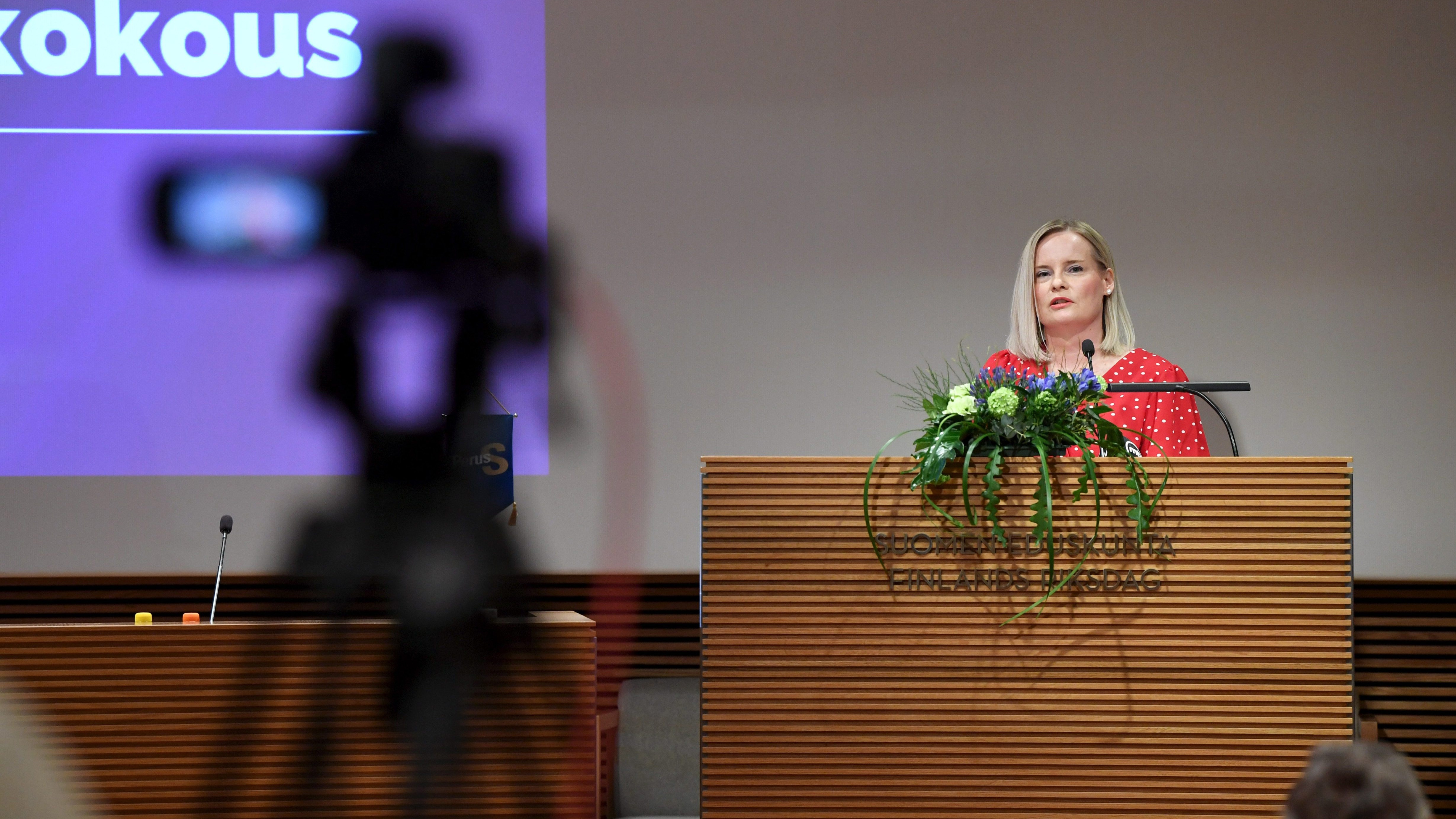 Riikka Purra kuvasi Venäjän uhkaa puheessaan: "Kaikki tietävät, että kyseessä voisi olla myös Suomi"