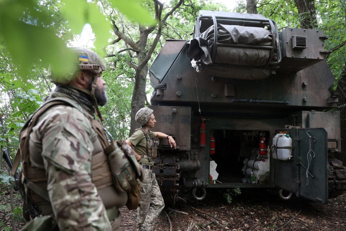 Venäjän etenemisen Donetskissa on arvioitu olevan hidasta. Ukrainan sotilasjohdon mukaan venäläissotilaat ovat jatkaneet epäonnistuneita hyökkäyksiä Ukrainan etuvartioihin. LEHTIKUVA/AFP