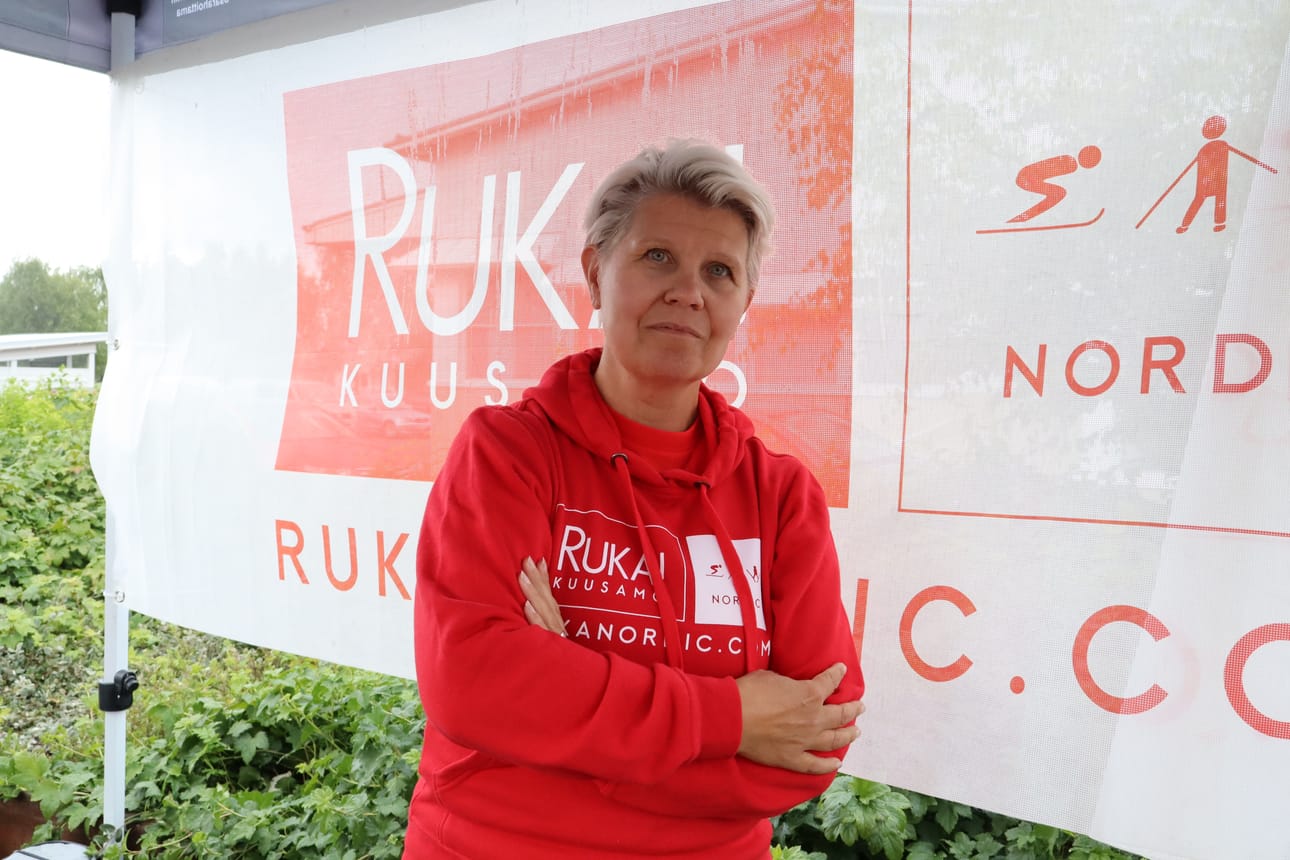 Suomen hiihtoliiton ja Ruka Nordic Oy:n puheenjohtaja Sirpa Korkatti oli mukana iltatorin lavalla.
