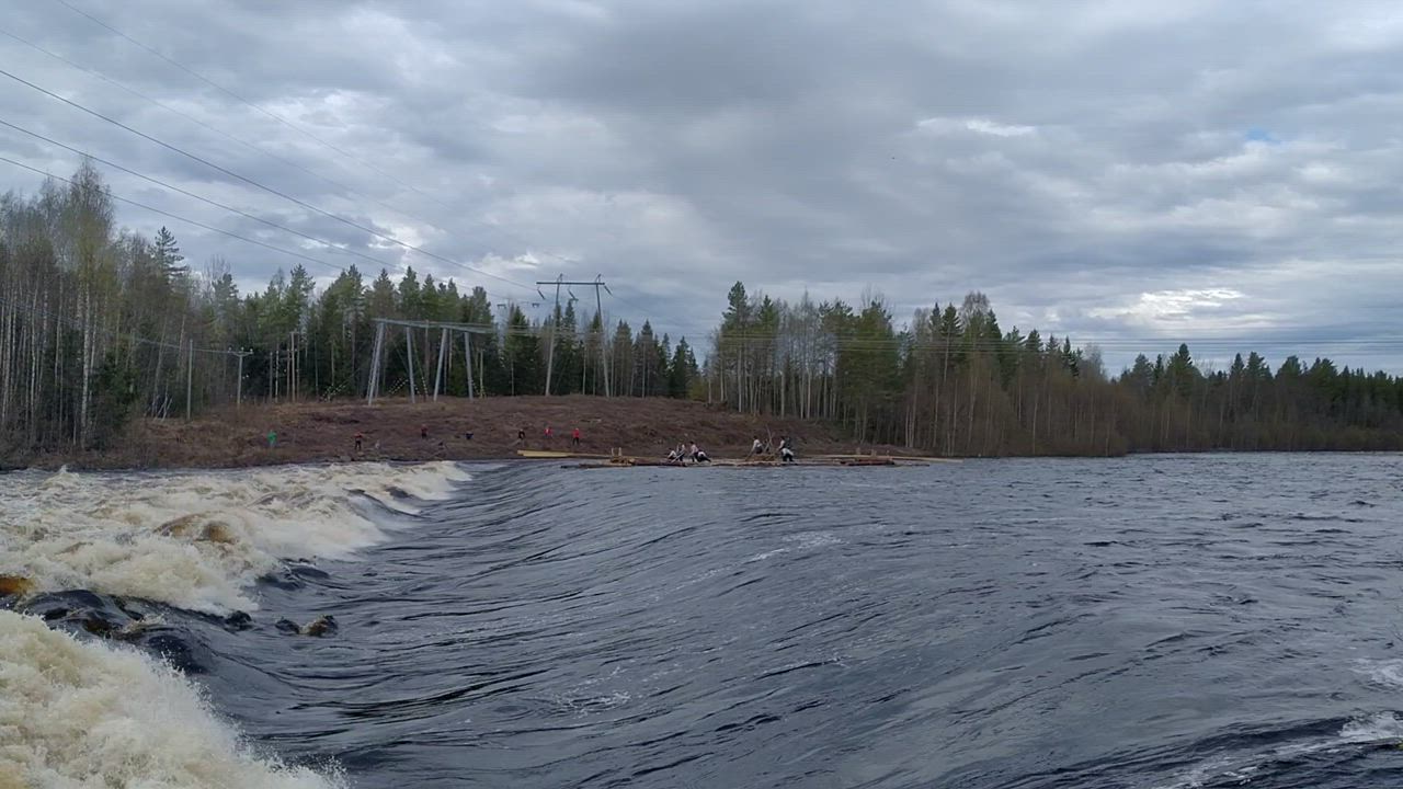 Iijoen tukkilautta Maalismaassa Hiidenpadolla