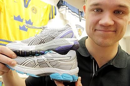 Jouni Koivupalon mukaan noin puolet juoksijoista tarvitsisi pronaatiotuet.