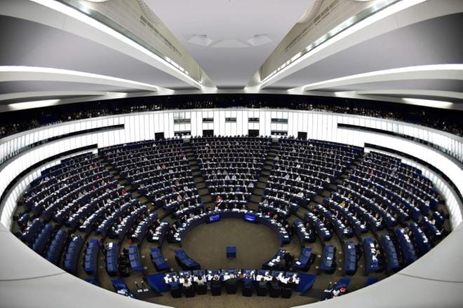 Euroopan Parlamentin istuntosali Strasbourgissa Ranskassa. Kuva: Lehtikuva / AFP / Frederick Florin.