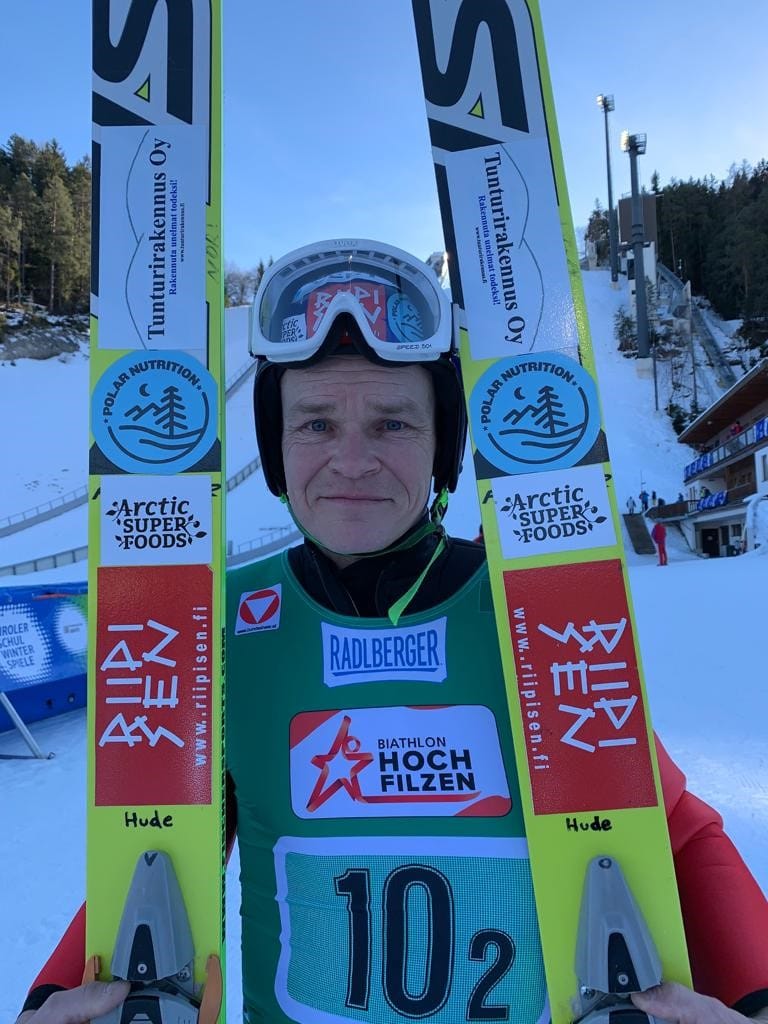 Pasi Huttunen voitti tiistaina kultaa HS75-mäessä Winter World Masters Gameseissa Itävallassa.